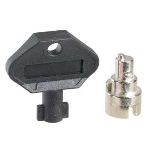 (I) LOCK FOR ENCL DOOR MALE 7MM TRIANGLE SQ 3MM DBL